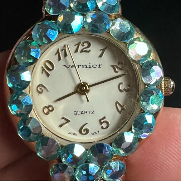 Vintage Vernier Baby Blue Swarovski Crystal Bracelet Watch - Picture 6 of 6